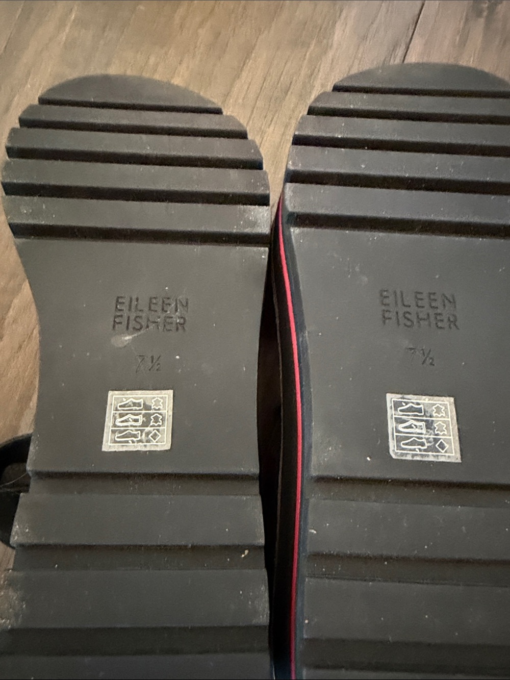 Eileen Fisher platform wedge 7.5 - Picture 5 of 7